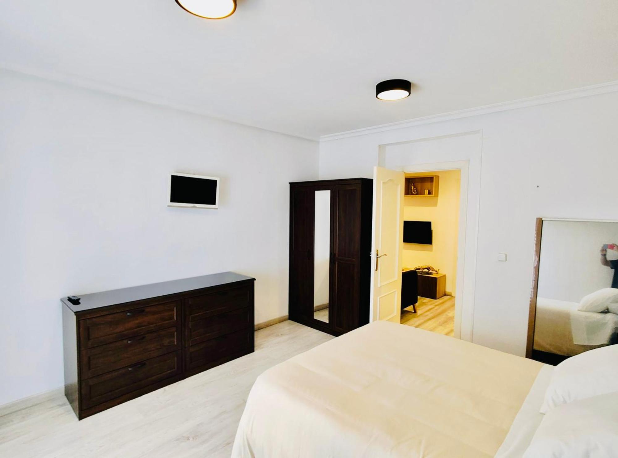 En Pleno Centro De - Gran Via - Callao - Sol Apartamento